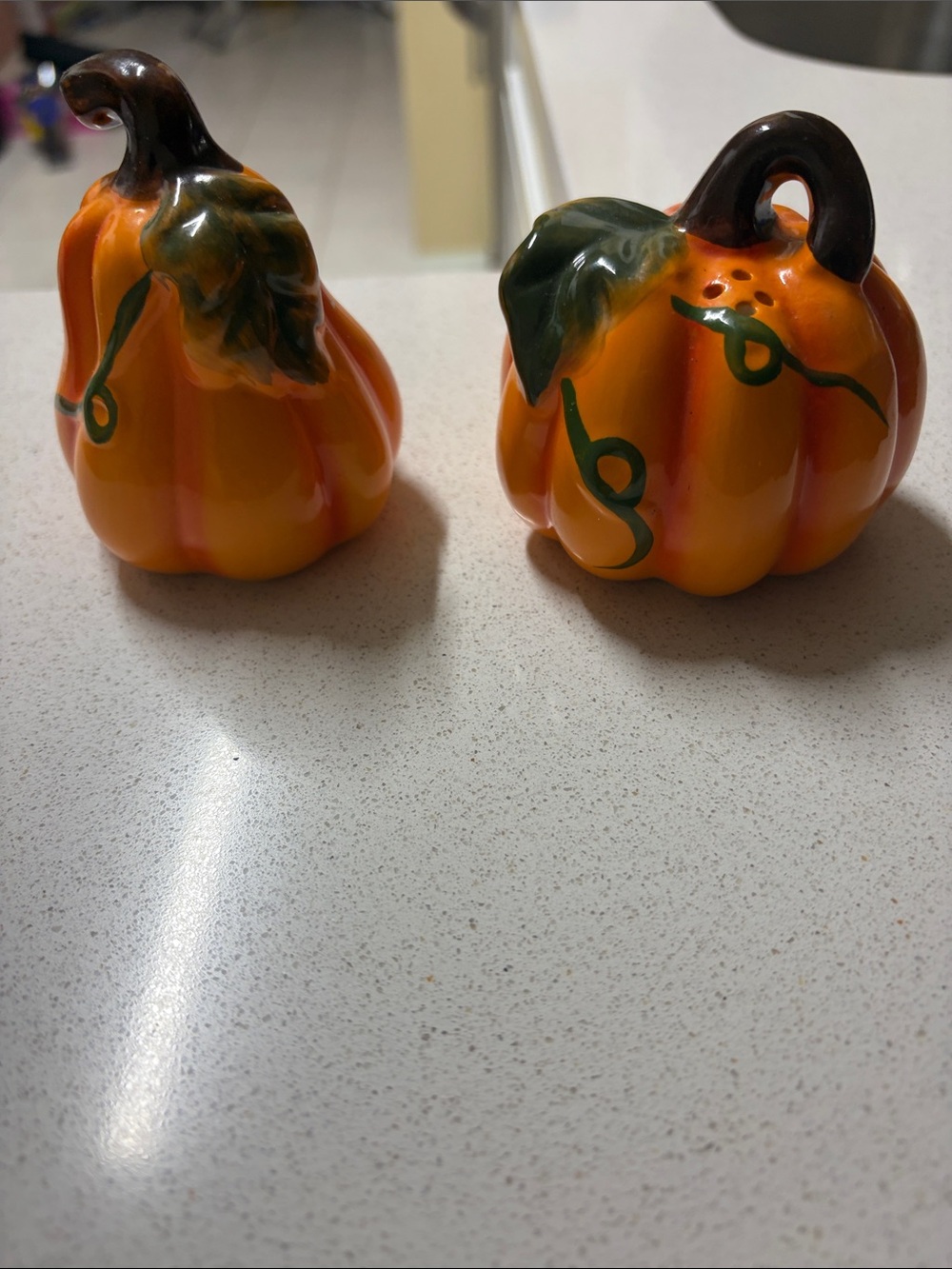 Autumn Pumpkin Ceramic Salt and Pepper Shaker Set - Orange